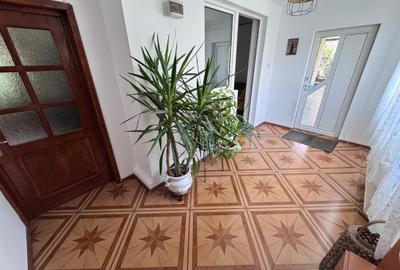 Ocazie!Casa  individuala S+P+1+M situata pe un teren 837mp cu deschidere la 2str - 33