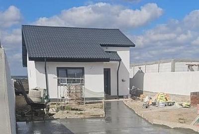 DE VANZARE | CASA 5 CAMERE | VALU LUI TRAIAN - 1