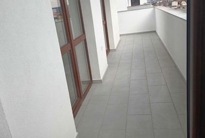 Apartament cu 3 camere decomandat în Central - 3