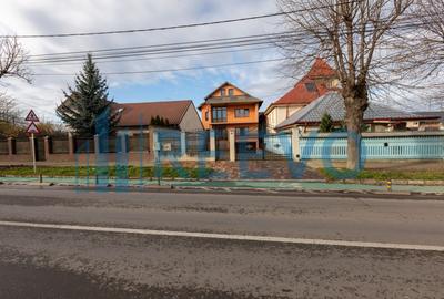 Casă individuală cu 6 camere cu Canalizare în CFR - 2