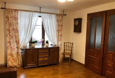 Doua case din patrimoniu sasesc, renovate, Vulcan, Brasov - 2