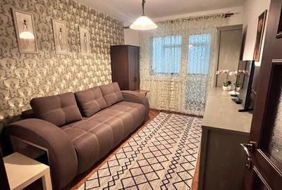 Apartament cu 2 camere decomandat în Micro 20 - 1