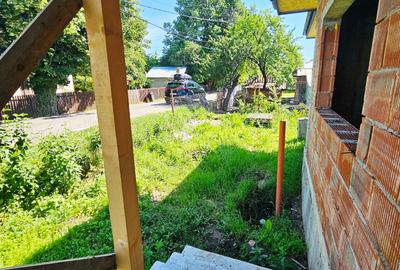 Casă individuală cu 4 camere cu Canalizare în Central - 17