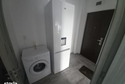 Garsonieră decomandată în Central