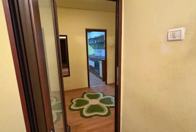 De inchiriat apt 3 camere decomandat zona gara-termen lung;bloc 1990; parcari gratuite nelimitate - 5