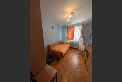 Apartament 4 camere - La Terenuri - 3
