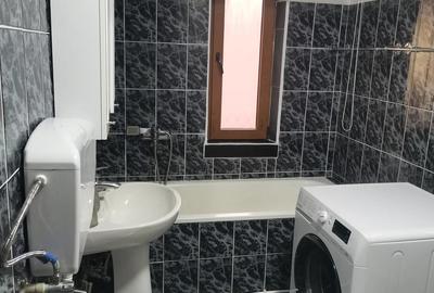 Inchiriez apartament la casa zona primarie - 1