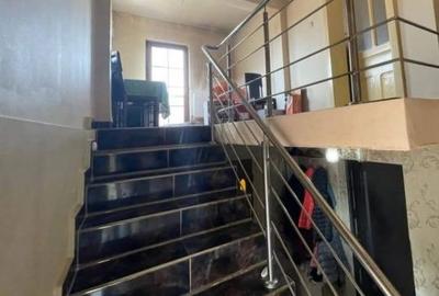 Casă cu 4 camere în Bucureasa - 4