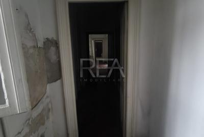 Casă cu 13 camere cu Teren 251.10000610352 Mp în Aviatorilor - 4