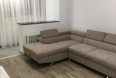 Apartament cu 2 camere semidecomandat în P-ța Victoriei - 2