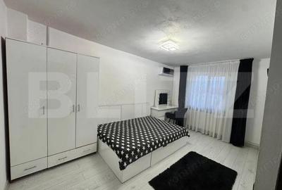 Apartament cu 3 camere decomandat, mobilat în Central