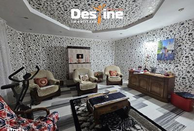 Casă cu 5 camere decomandat cu Teren 7200 Mp în Probota - 15