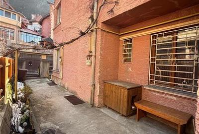 Apartament cu 4 camere semidecomandat, mobilat în Central - 25