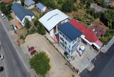 Spațiu comercial, de 90 mp, în Central - 9