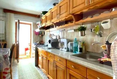 Apartament cu 6 camere decomandat în Central - 3