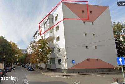 Apartament cu 3 camere decomandat în Central - 1