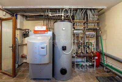 Casă individuală cu 4 camere cu Canalizare în Noua - 11