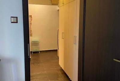 Apartament cu 3 camere semidecomandat, mobilat în Circumvalațiunii - 3