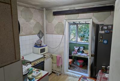 Apartament cu 2 camere, zona Decebal - 3