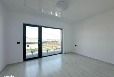 Casă cu 4 camere cu Teren 300 Mp în Rediu - 18