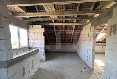 Casă cu 4 camere cu Teren 500 Mp în Gherla - 15