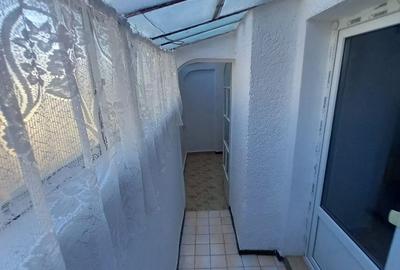 Garsonieră decomandată în Central - 7