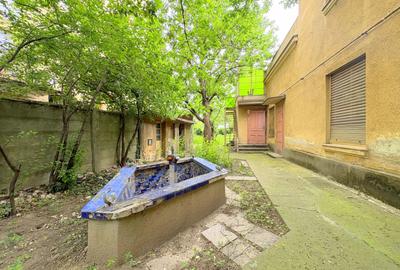 Casa individuala de vanzare - langa Maternitatea Bega - 1