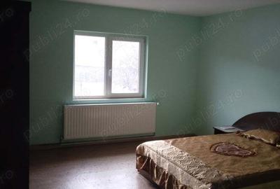 Casă cu 5 camere cu Teren 1000 Mp în Central - 9