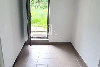 Spațiu comercial, de 53 mp, în 7 Noiembrie - 5