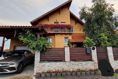 Casă cu 3 camere cu Teren 940 Mp în Central - 2