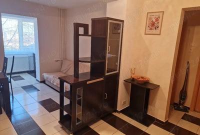 Apartament cu 2 camere decomandat în Girocului - 1