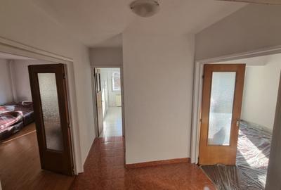 Apartament cu 3 camere decomandat, mobilat în Unirii - 4