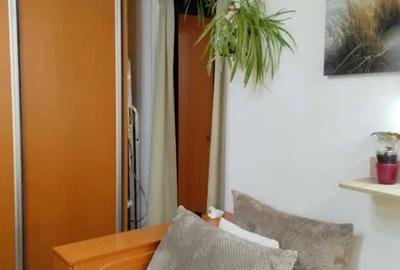 Apartament cu 3 camere semidecomandat, mobilat în Brâncoveanu