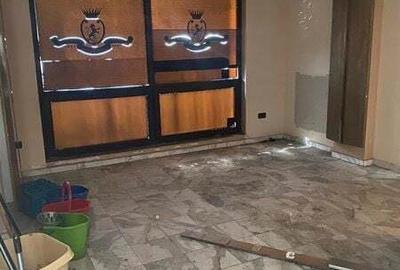 Spațiu comercial, de 230 mp, în Unirii - 8