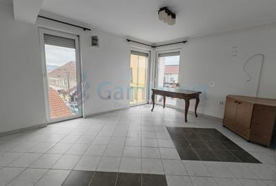 Spațiu comercial, de 521 mp, în Central - 5