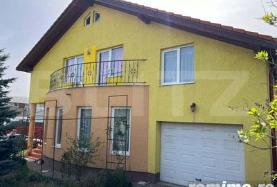 Casă cu 4 camere cu Teren 1000 Mp în Unirea - 1