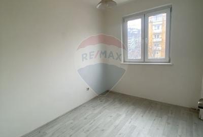 Apartament cu 3 camere semidecomandat în Nord - 7