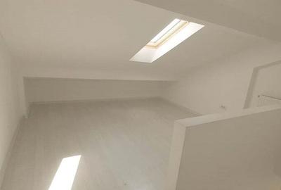 Apartament cu 3 camere decomandat în Titan - 10