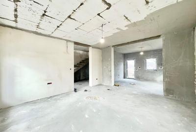 Duplex cu 4 camere cu Canalizare în Moșnița Veche - 1