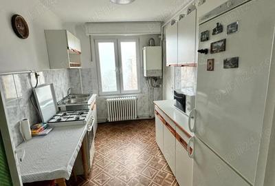 Apartament cu 2 camere decomandat în Central - 2