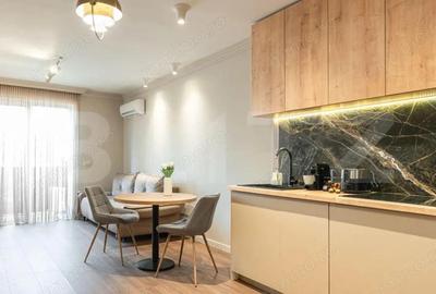 Apartament cu 3 camere decomandat în Central - 16