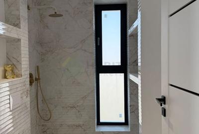 Casă cu 4 camere în Pipera