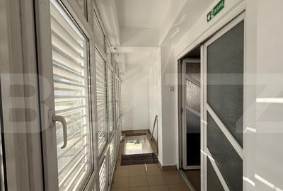 Spa?iu birouri P + E + M, 308 mp utili, zona Medicina Veche - 9