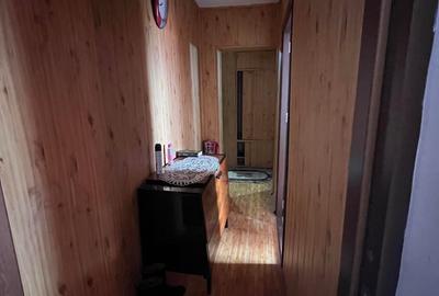 Apartament cu 3 camere decomandat în Cetatea - 6