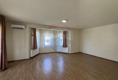 CASA DE VANZARA BAIA MARE ZONA LINISTITA - 23