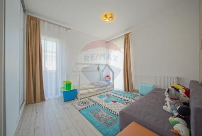 Casă cu 4 camere cu Teren 486 Mp în Cristian - 20