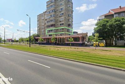 Apartament cu 3 camere în Nufărul - 11