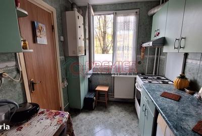 Apartament cu 3 camere în Berceni - 4
