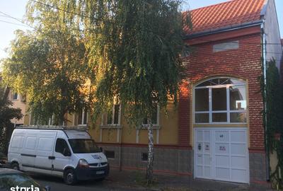 Casă cu 3 camere decomandat cu Teren 300 Mp în Central - 10