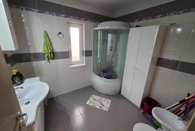 Apartament cu 3 camere decomandat, mobilat în Bucium - 8